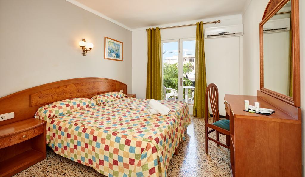 Hostal Talamanca Cala D´Or Extérieur photo